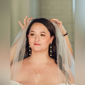 Elegant Pearl Necklace and Earrings